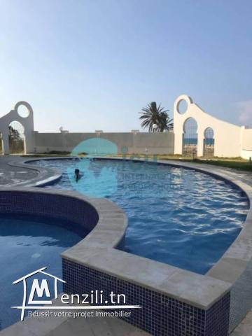 Appartement S1 meublé avec vue sur mer à vendre à Hergla