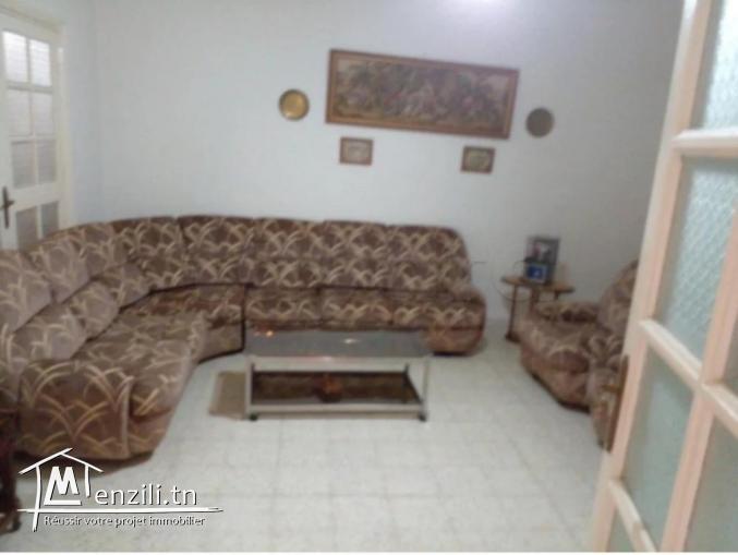 Maison 370 m² à vendre à El Fahes Cité saada 1