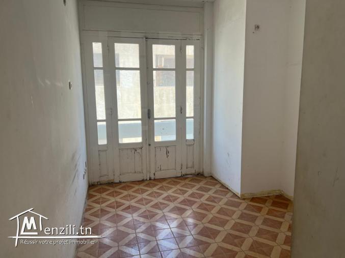 APPARTEMENT PRES DE LA BANQUE CENTRALE SOUSSE TEL : 55 52 52 55