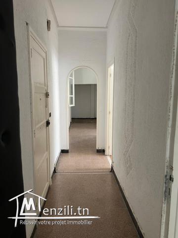 APPARTEMENT PRES DE LA BANQUE CENTRALE SOUSSE TEL : 55 52 52 55