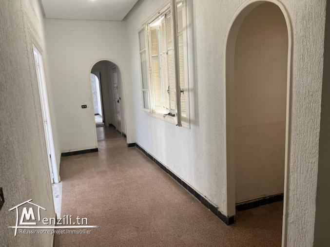 APPARTEMENT PRES DE LA BANQUE CENTRALE SOUSSE TEL : 55 52 52 55