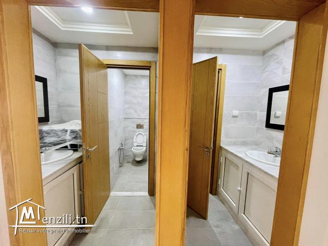 A Louer Local Commercial à Jardin d'el Menzah 2