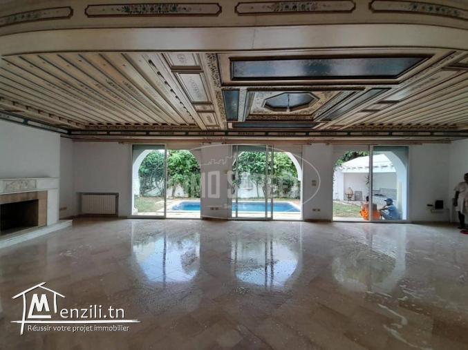 À louer : Élégante villa S+5 avec piscine à La Marsa Cube