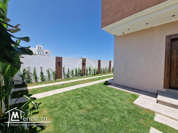 Un duplex S+5 avec piscine à Hammamet Sud à vendre 51355351