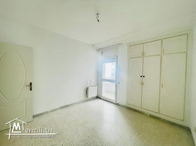 A vendre Appartement S+4 à L'aouina