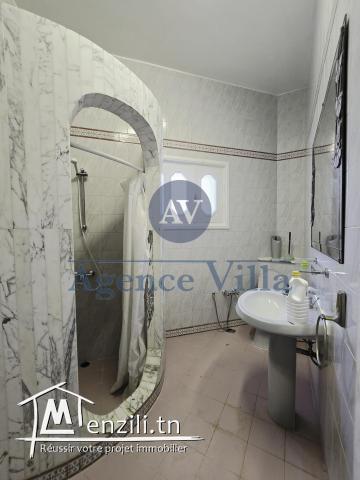 une villa s5 à la marsa Cité Les Pins