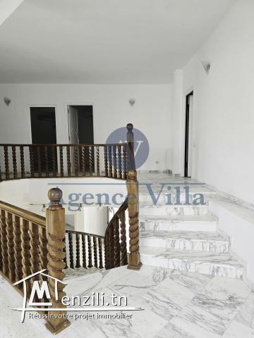 une villa s5 à la marsa Cité Les Pins