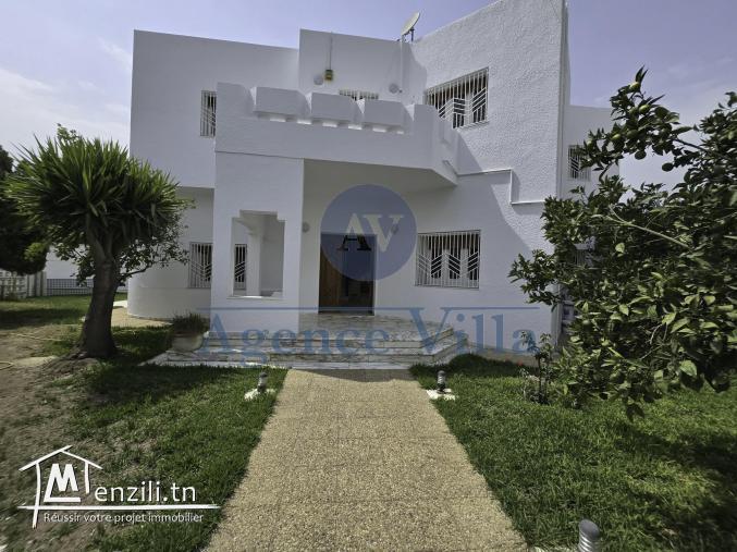 une villa s5 à la marsa Cité Les Pins