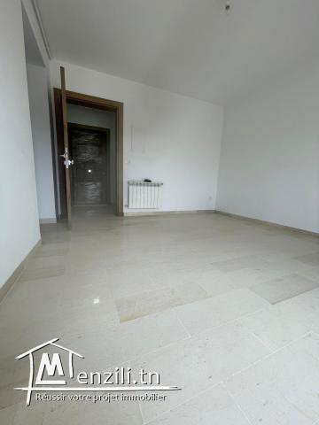 Un S+1 avec place parking