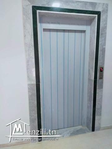 Un S+1 avec place parking