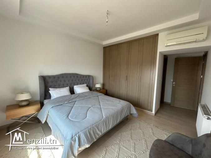 A louer un appartement en s+3 à Ennasr 1