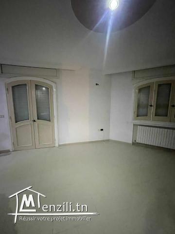 villa prés du plage à Korba