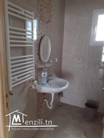 Villa 3 pièces avec grand jardin Ons1