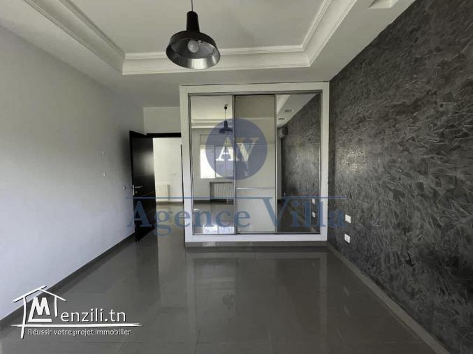 une villa s6 au lac2 avec piscine et jardin