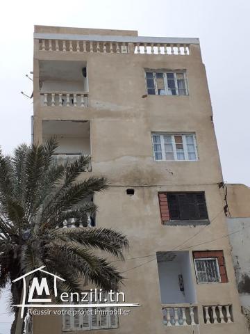 Immeuble à vendre au kram