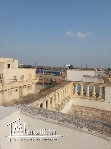 Grande maison familiale à vendre – Cité Essalama – El Hrairia (Tunis)