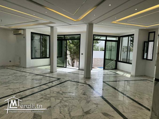 Coquette villa haut standing au Berge du lac 1