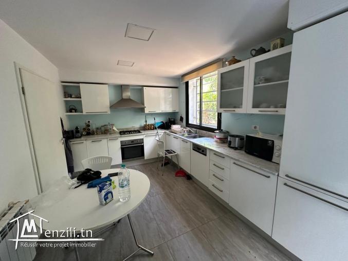 Maison de villégiature S+3 // Residence GOLDEN TULIP