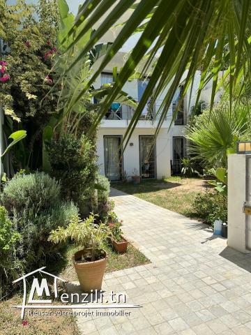 Maison de villégiature S+3 // Residence GOLDEN TULIP