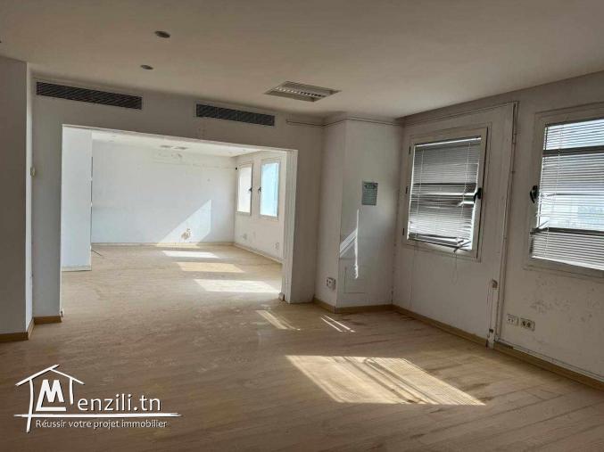 Immeuble bureautique 1600 m² à Charguia 2
