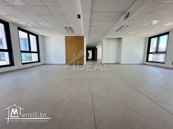 AL Bureau 437 m² – Berges du Lac 2