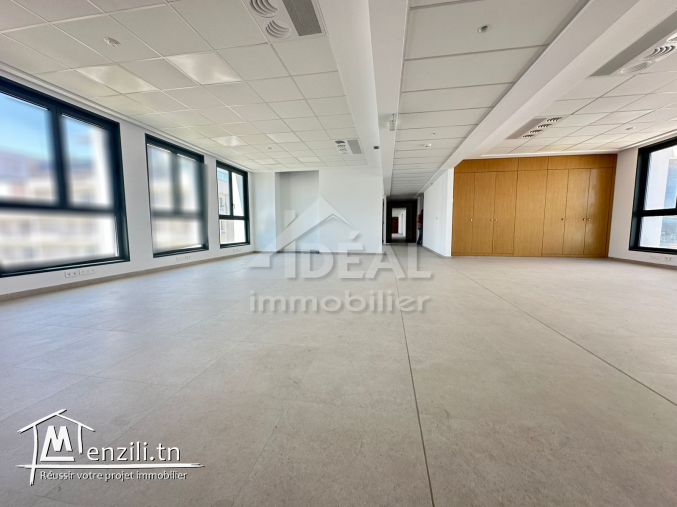 AL Bureau 437 m² – Berges du Lac 2