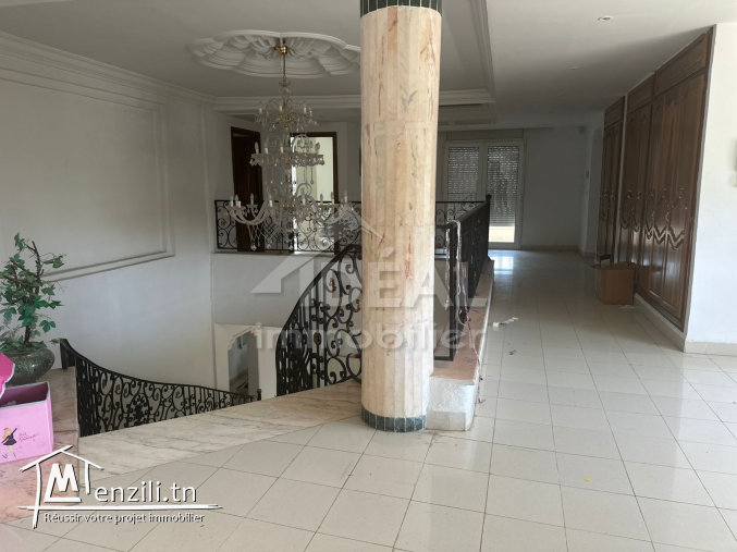 À LOUER | Villa spacieuse – Lac 1