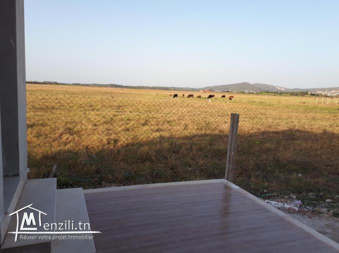 Vends petite Maison neuve de 45m2 sur un terrain de  6 420 m2, Tabarka Bhira
