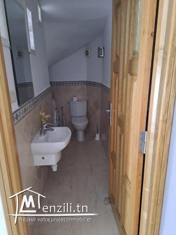 Duplex s3 à la Marsa cité du stade