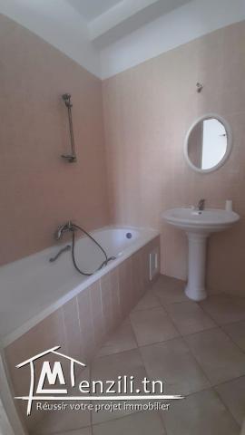 a vendre : triplex s4 a Hammamet