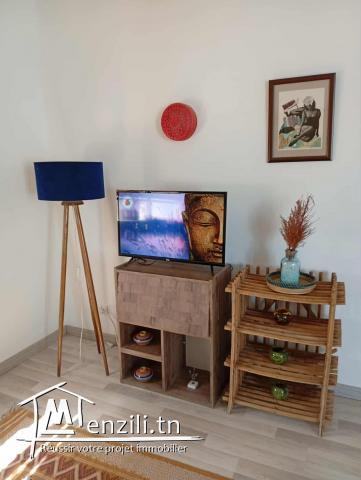 etage de villa s+2 meublé à Alain savary