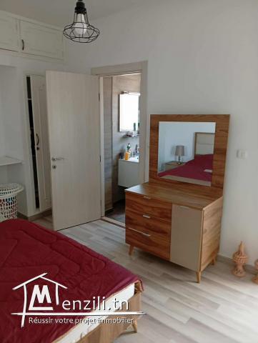 etage de villa s+2 meublé à Alain savary