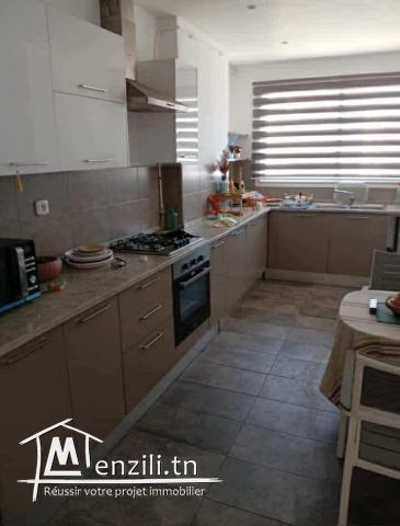 etage de villa s+2 meublé à Alain savary