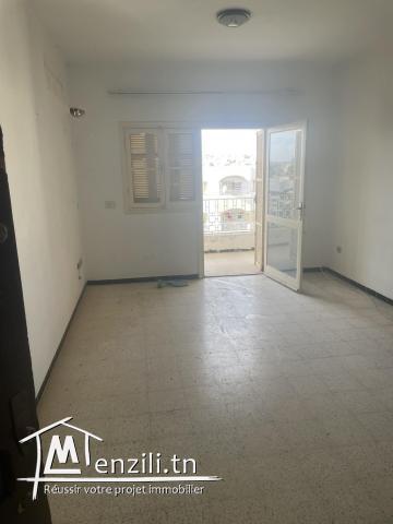 A vendre un appartement à cité El Hadika TUNIS