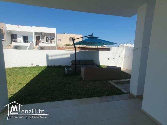 A vendre Magnifique appartement?a plage ezzahra kelibia