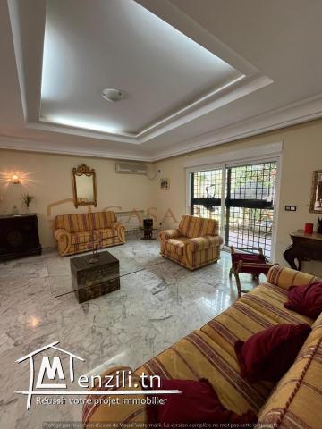 Appartement de 156 m²  à vendre à Chott Meriem Tantana