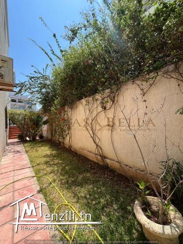 Appartement de 156 m²  à vendre à Chott Meriem Tantana