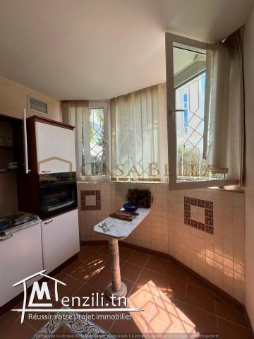 Appartement de 156 m²  à vendre à Chott Meriem Tantana