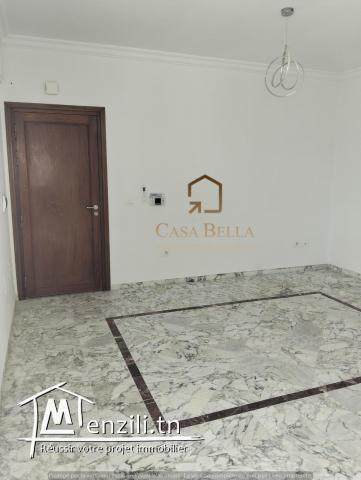 une location annuelle de 80 m2