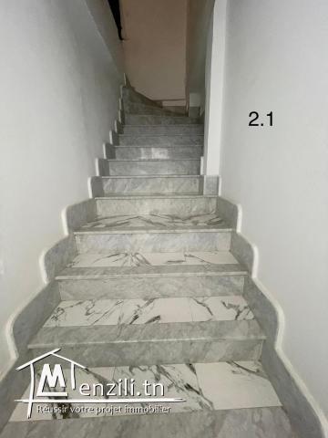 À vendre: maison de 3 étages à Ras Jebel, Bizerte