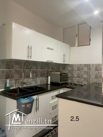 À vendre: maison de 3 étages à Ras Jebel, Bizerte