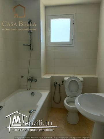 Appartement de 100 m2 à louer à chott mariem