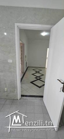 À VENDRE | Appartement S+3 – Lac 1, Tunis