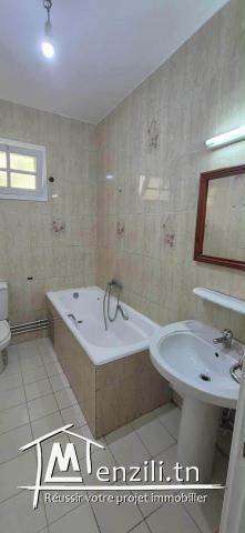 À VENDRE | Appartement S+3 – Lac 1, Tunis