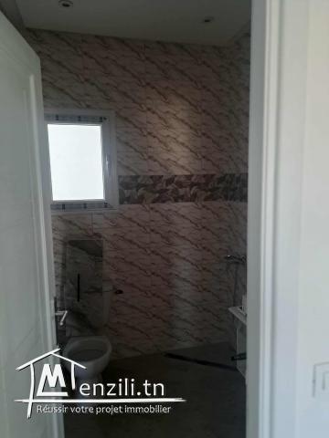 ✨ À Vendre – Appartement S+2 à Borj Louzir