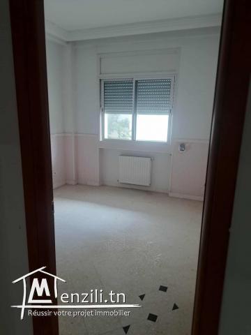 À VENDRE – Magnifique Appartement S+2 à Ennasr avec TFI
