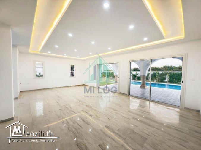 villa d’inspiration arabesque avec piscine à El  Menchar Hammamet