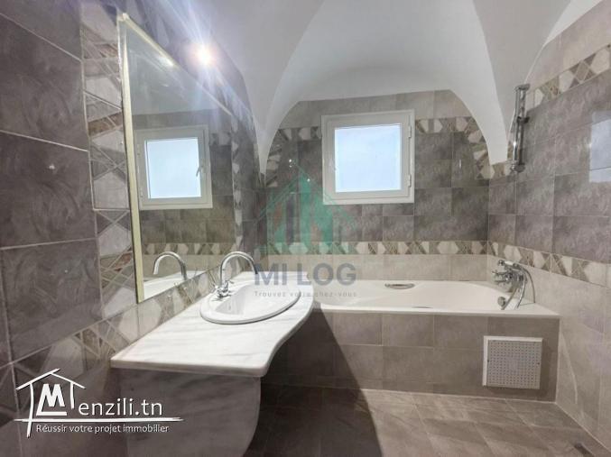 villa d’inspiration arabesque avec piscine à El  Menchar Hammamet