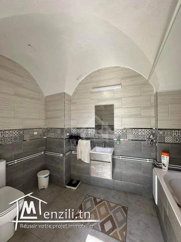 Maison arabesque S+4 à vendre à Béni Khiar 51355351