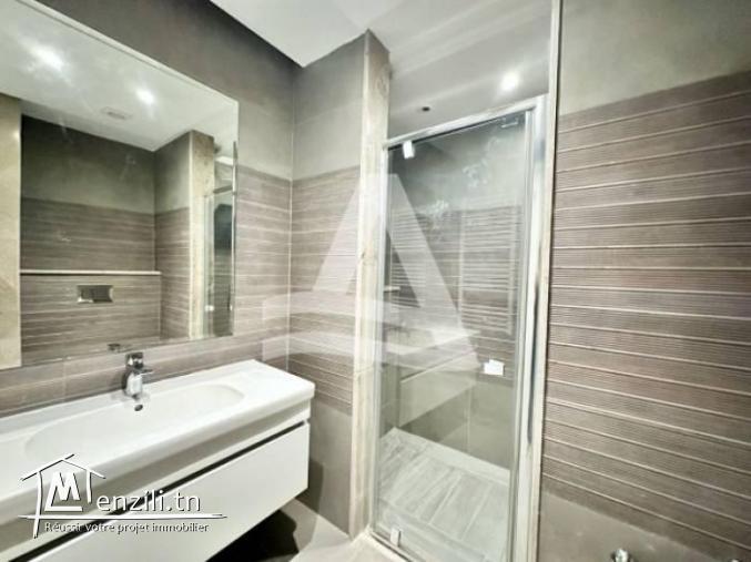 Location s2 avec piscine et jardin  à gammarth